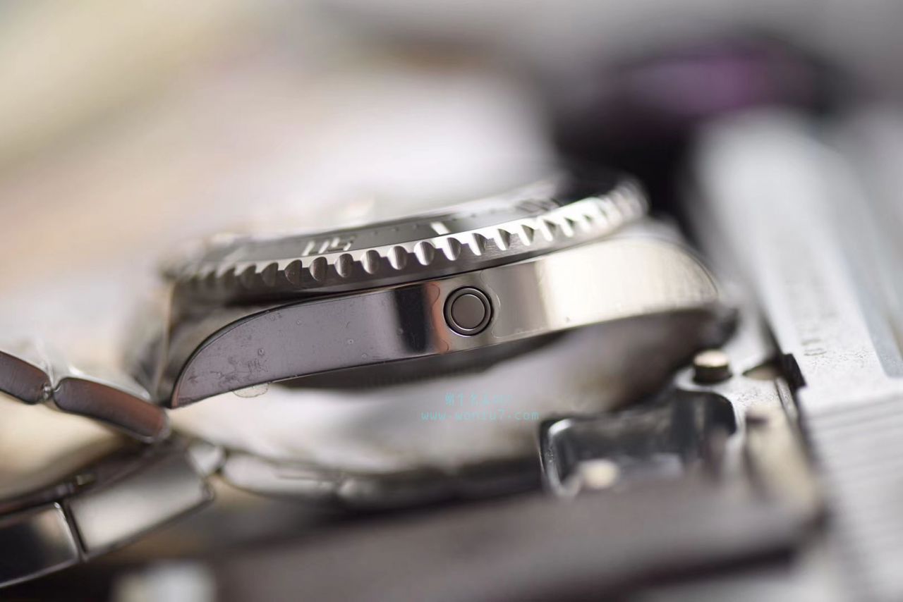   独家视频评测AR  劳力士ROLEX海使型系列Rolex Sea-Dweller 50周年126600 单红43毫米腕表 / RBG194