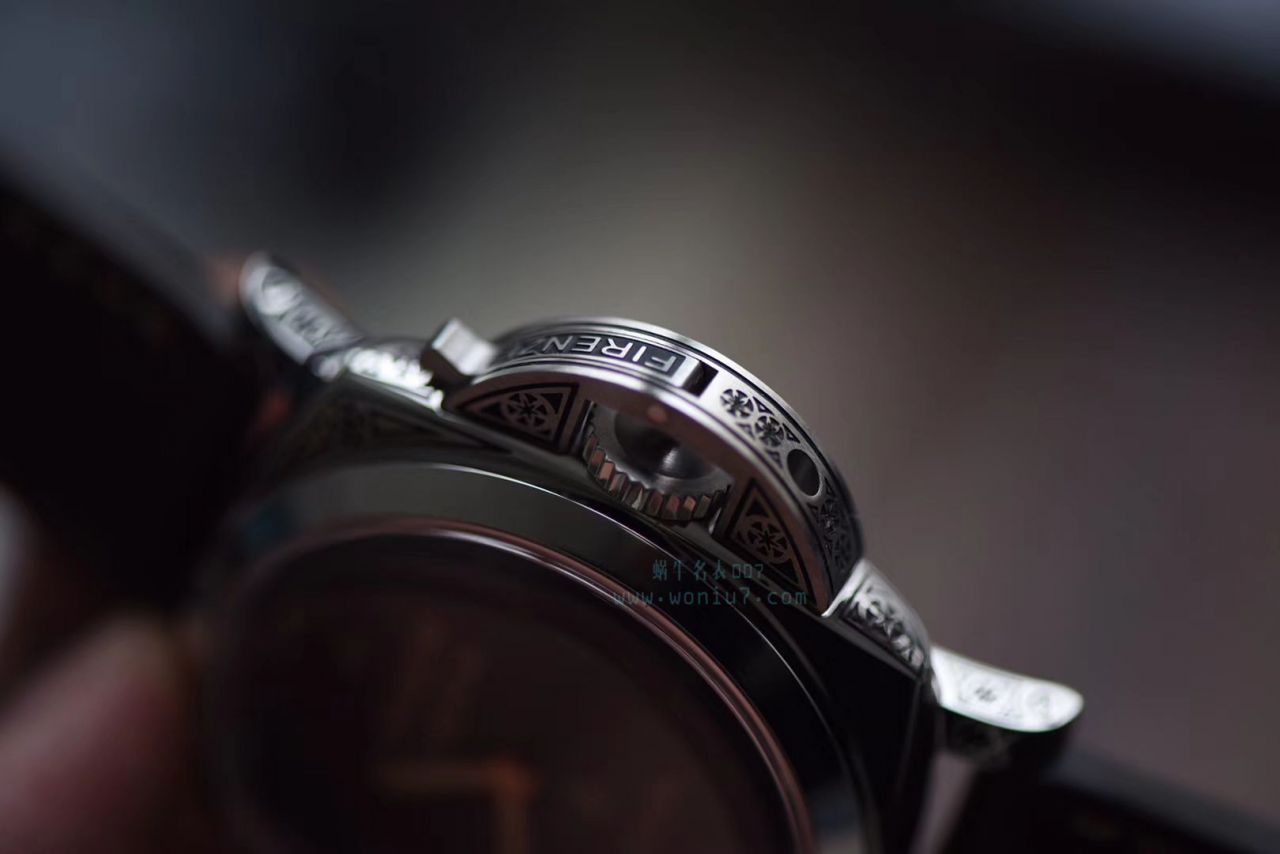   V9  沛纳海LUMINOR系列 PAM00972雕花腕表 / PAM972