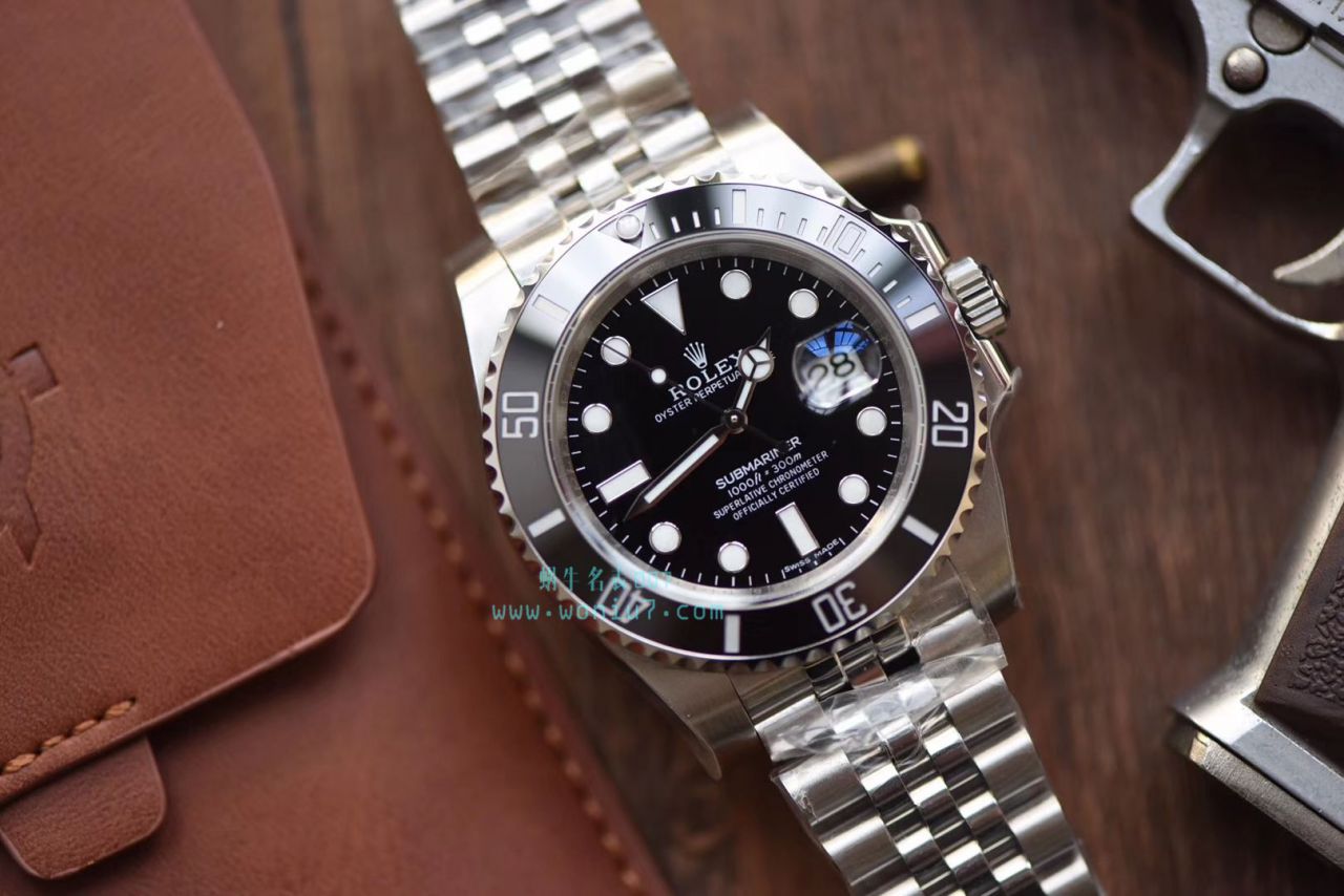   V9厂出品，搭配五珠链  劳力士潜航者型116610LN-97200 黑盘腕表(黑水鬼)、116610LV-97200 绿盘腕表(绿水鬼) / R268