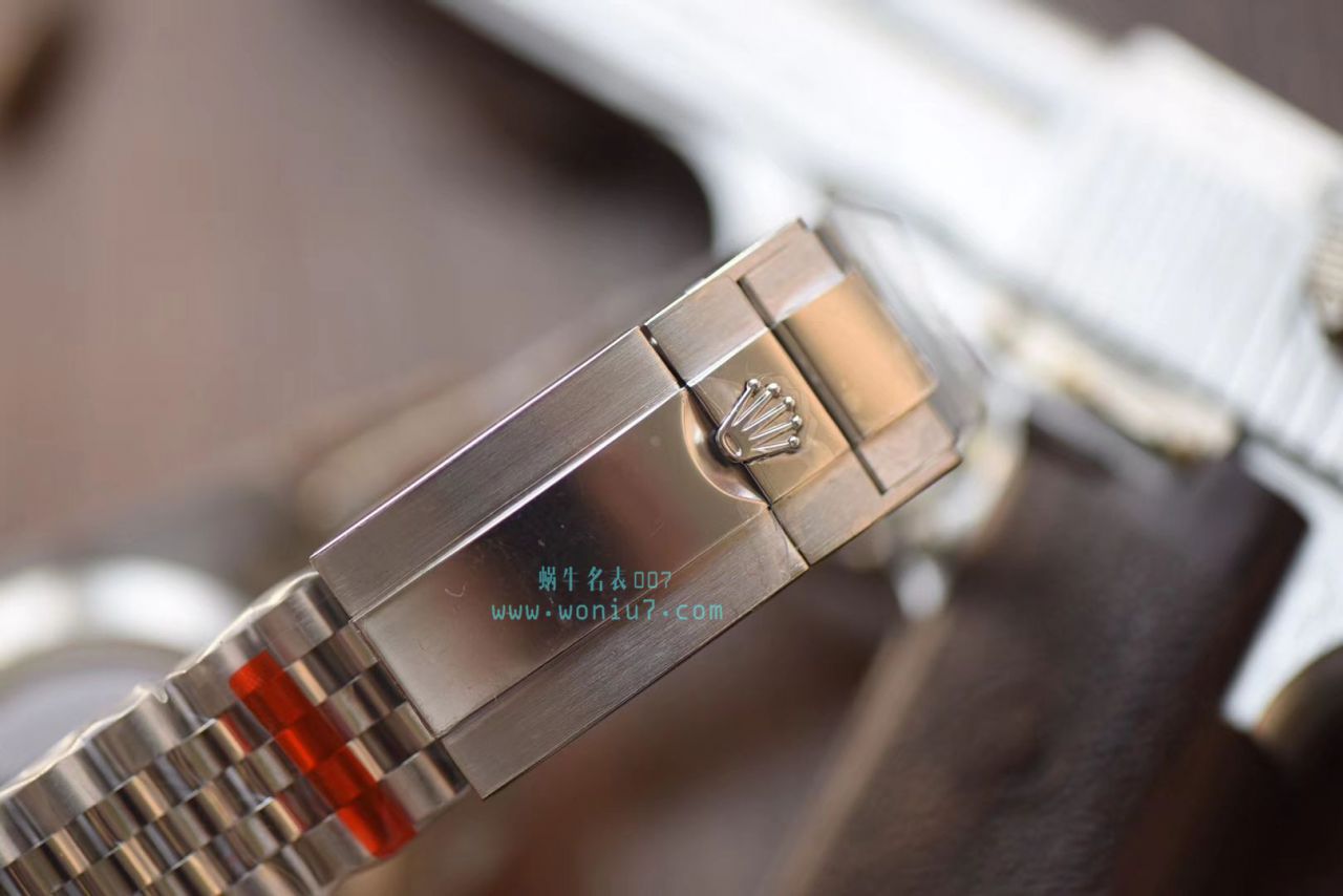   V9厂出品，搭配五珠链  劳力士潜航者型116610LN-97200 黑盘腕表(黑水鬼)、116610LV-97200 绿盘腕表(绿水鬼) / R268