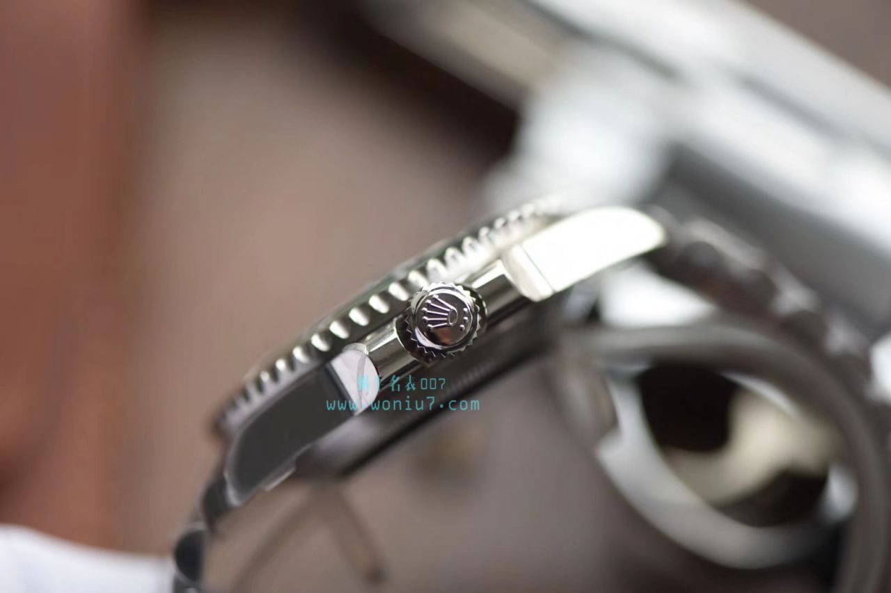   V9厂出品，搭配五珠链  劳力士潜航者型116610LN-97200 黑盘腕表(黑水鬼)、116610LV-97200 绿盘腕表(绿水鬼) / R268