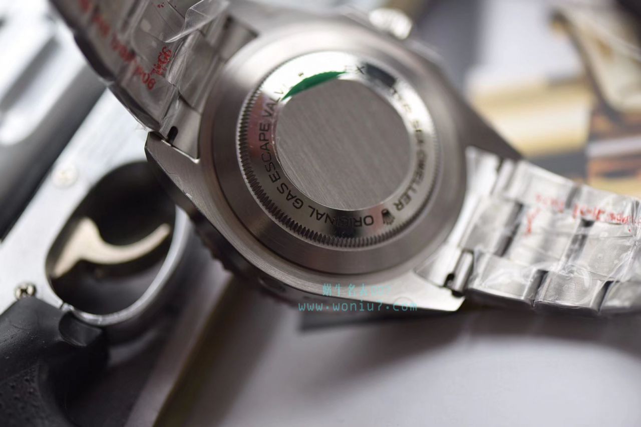   N厂放大招～超级神器  劳力士海使型系列单红126600腕表 / R269