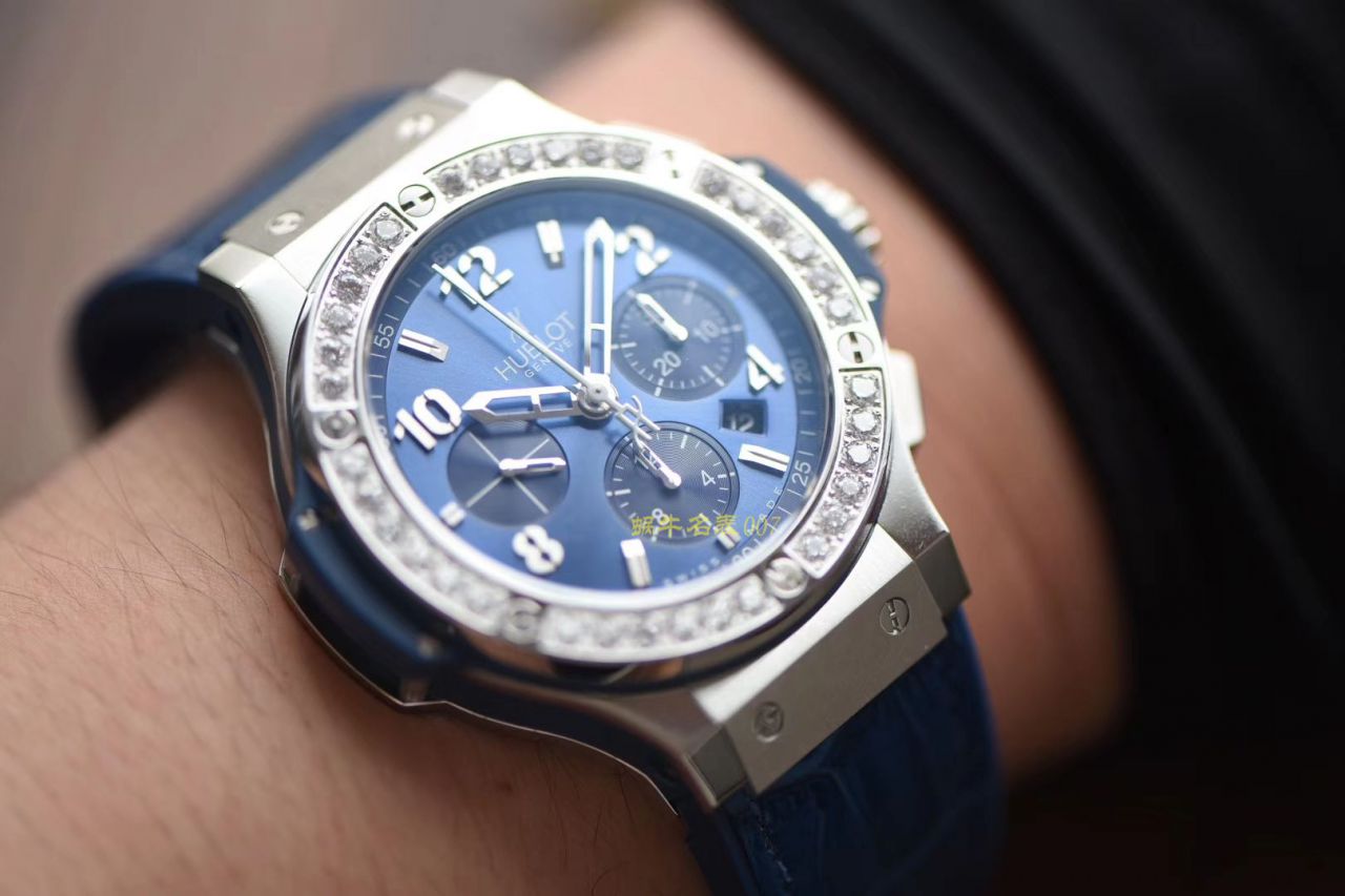HBBv6新款宇舶HUBLOT    精钢蓝面 腕表 / YB061