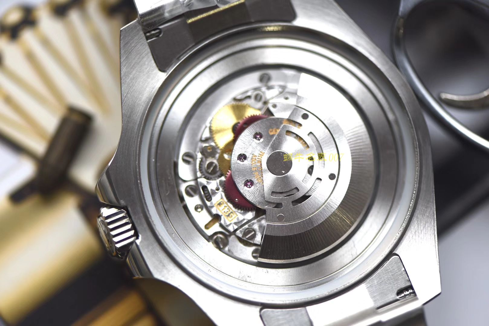 劳力士海使型系列m126660-0002腕表  台湾厂劳力士渐变蓝   / R276