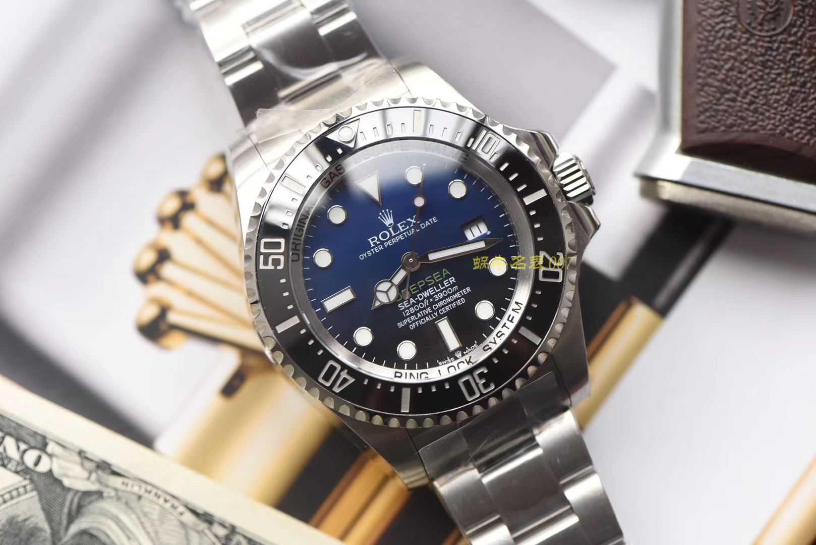 劳力士海使型系列m126660-0002腕表  台湾厂劳力士渐变蓝   / R276