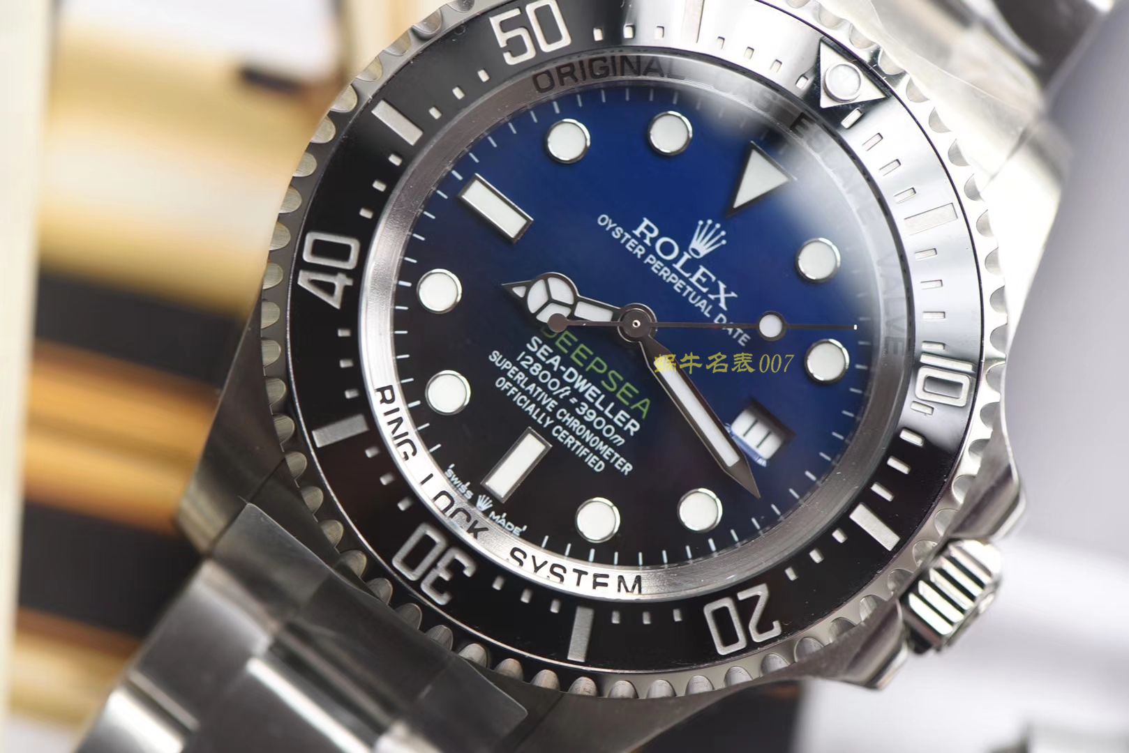 劳力士海使型系列m126660-0002腕表  台湾厂劳力士渐变蓝   / R276