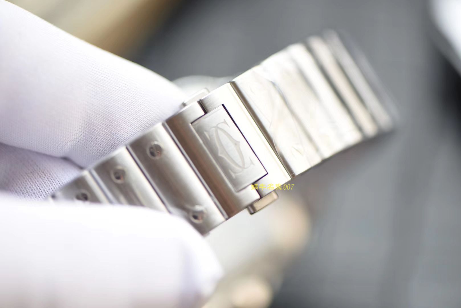 卡地亚山度士系列WSSA0013（大号）腕表  KOR   / K193