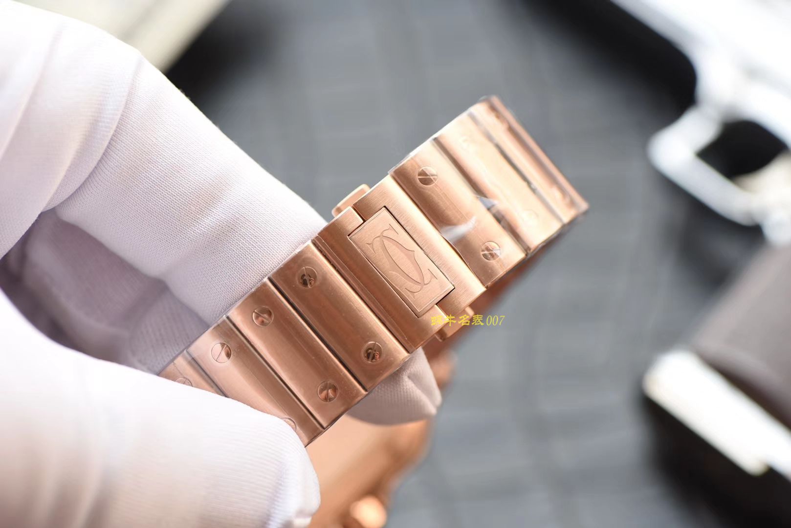 卡地亚山度士系列WGSA0007（大号）腕表  KOR高 / K196