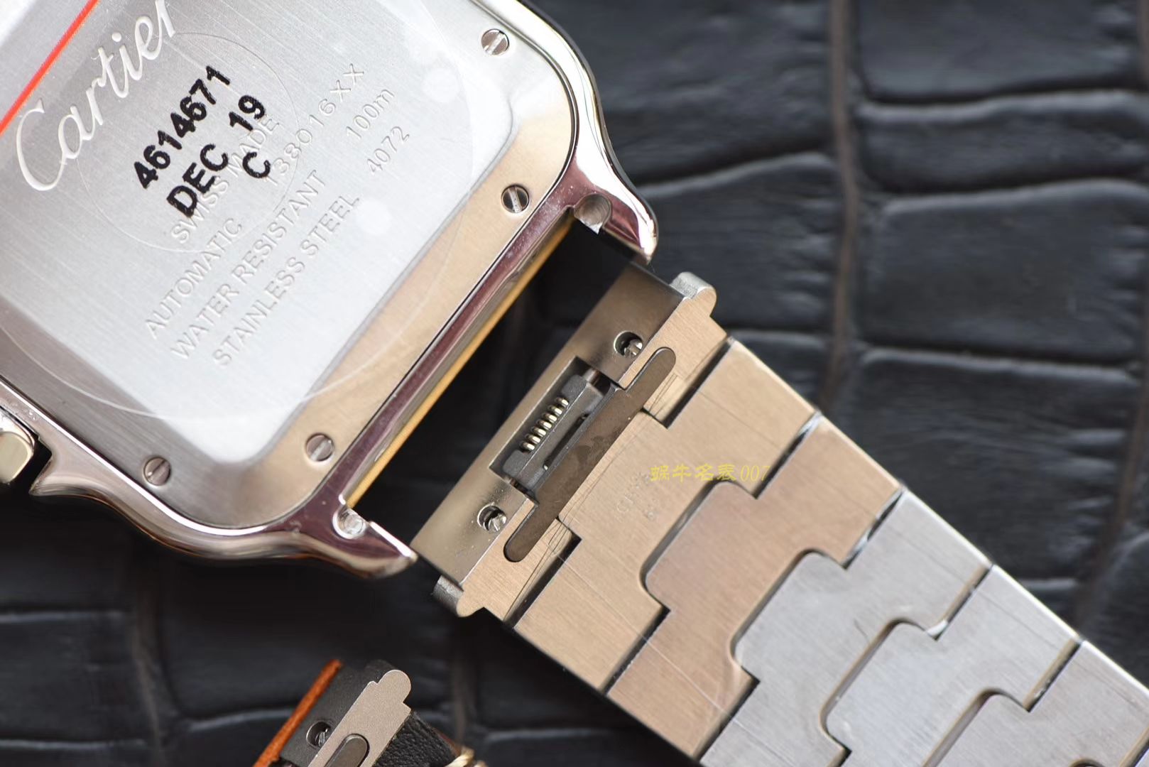 卡地亚山度士系列W2SA0006（大号）腕表  KOR   / K198