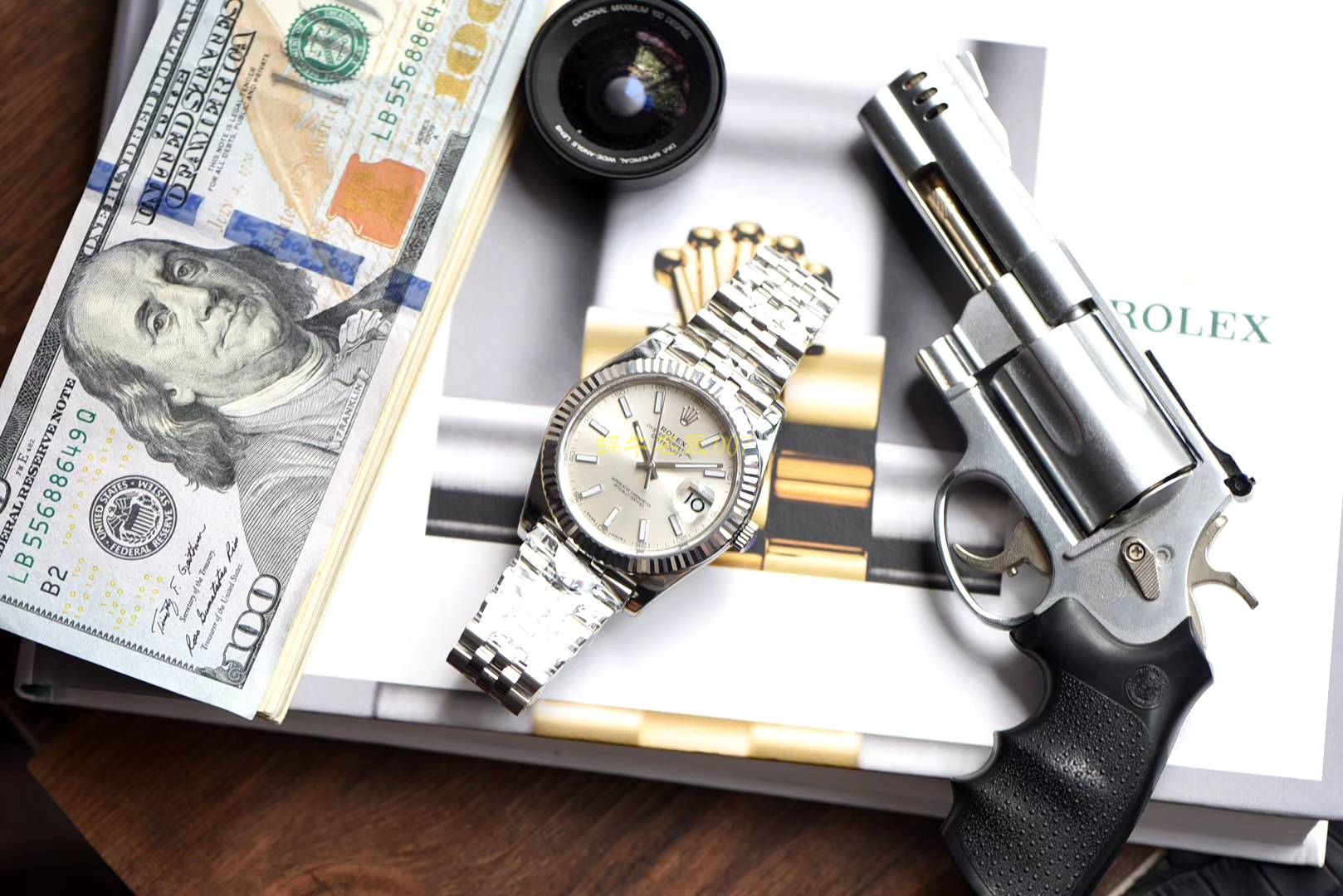   AR  劳力士日志型DATEJUST系列116334银盘腕表 / R267