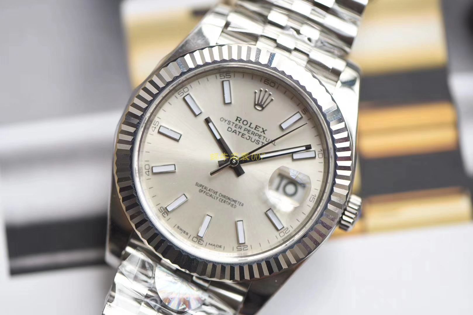   AR  劳力士日志型DATEJUST系列116334银盘腕表 / R267