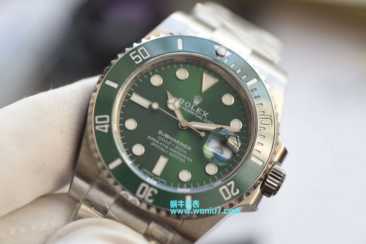   NOOB厂V9版本  劳力士潜航者型系列116610LV-97200 绿盘腕表  劳力士绿水鬼  、劳力士潜航者型系列116610LN-97200 黑盘腕表(黑水鬼) / R295