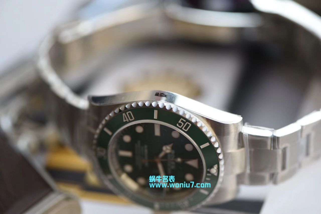   NOOB厂V9版本  劳力士潜航者型系列116610LV-97200 绿盘腕表  劳力士绿水鬼  、劳力士潜航者型系列116610LN-97200 黑盘腕表(黑水鬼) / R295