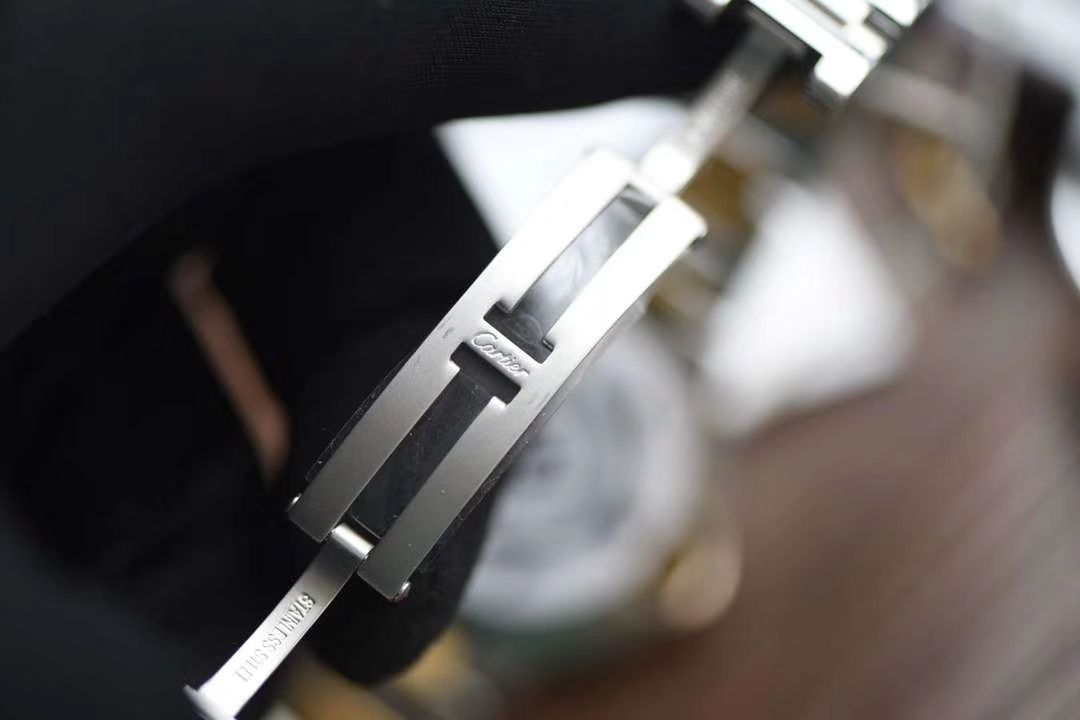 卡地亚蓝气球系列W2BB0002腕表33毫米  V9高女表  V9厂18K包金蓝气球间金款 / K202