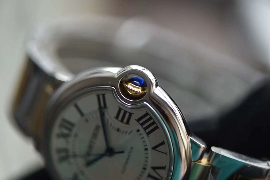 卡地亚蓝气球系列W6920047腕表女装36毫米  V9  V9厂18K包金蓝气球间金款 / K203