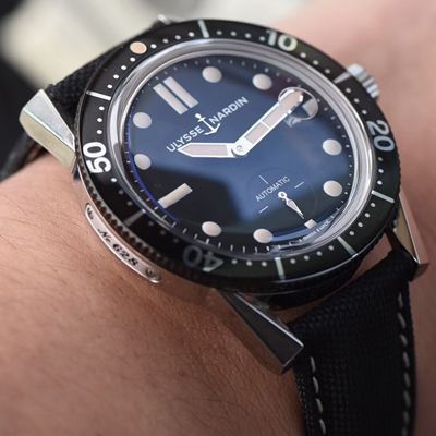 视频评测雅典表Ulysse Nardin Diver潜水表系列Le Locle 勒洛克潜水腕表3203-950