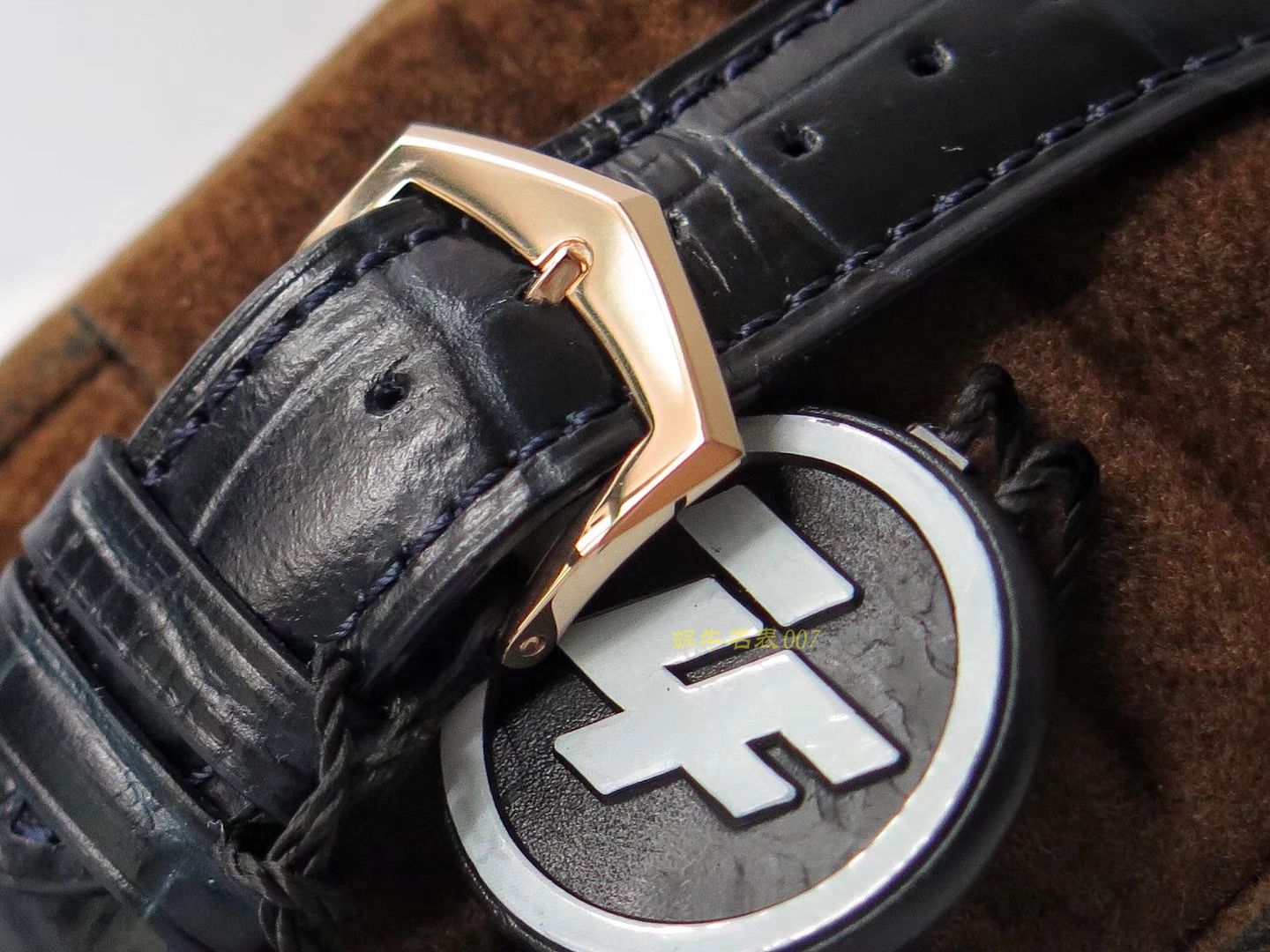   ZF  百达翡丽古典表系列5296R-001 玫瑰金腕表 / BD237