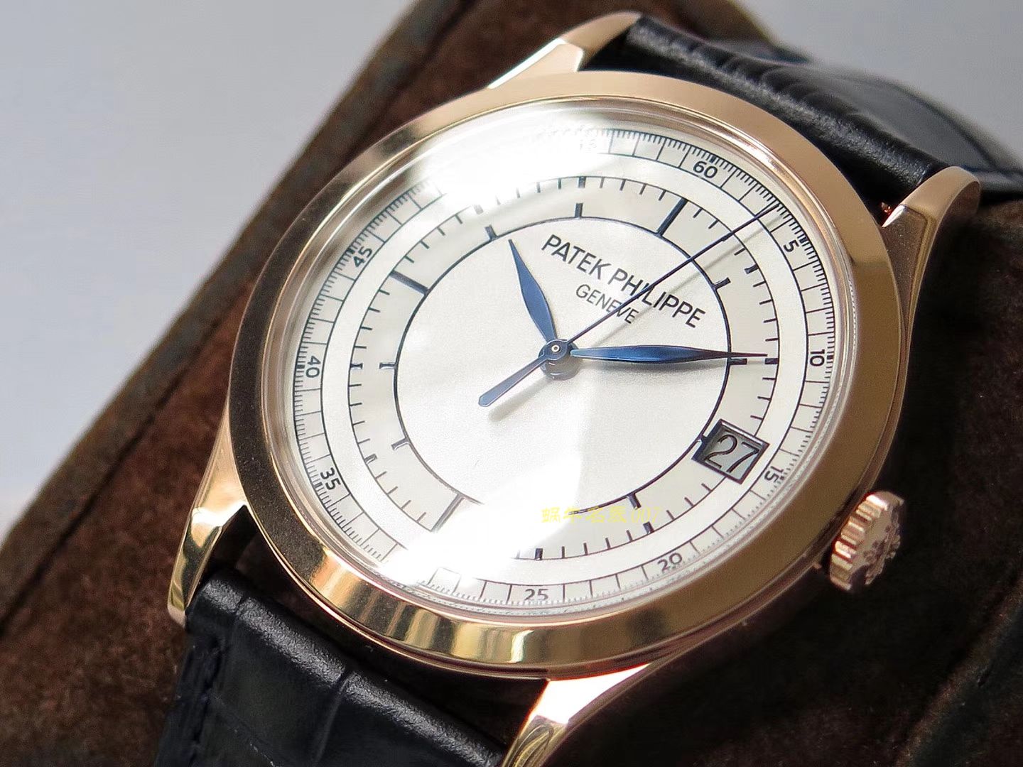   ZF  百达翡丽古典表系列5296G-001 白金腕表 / BD236