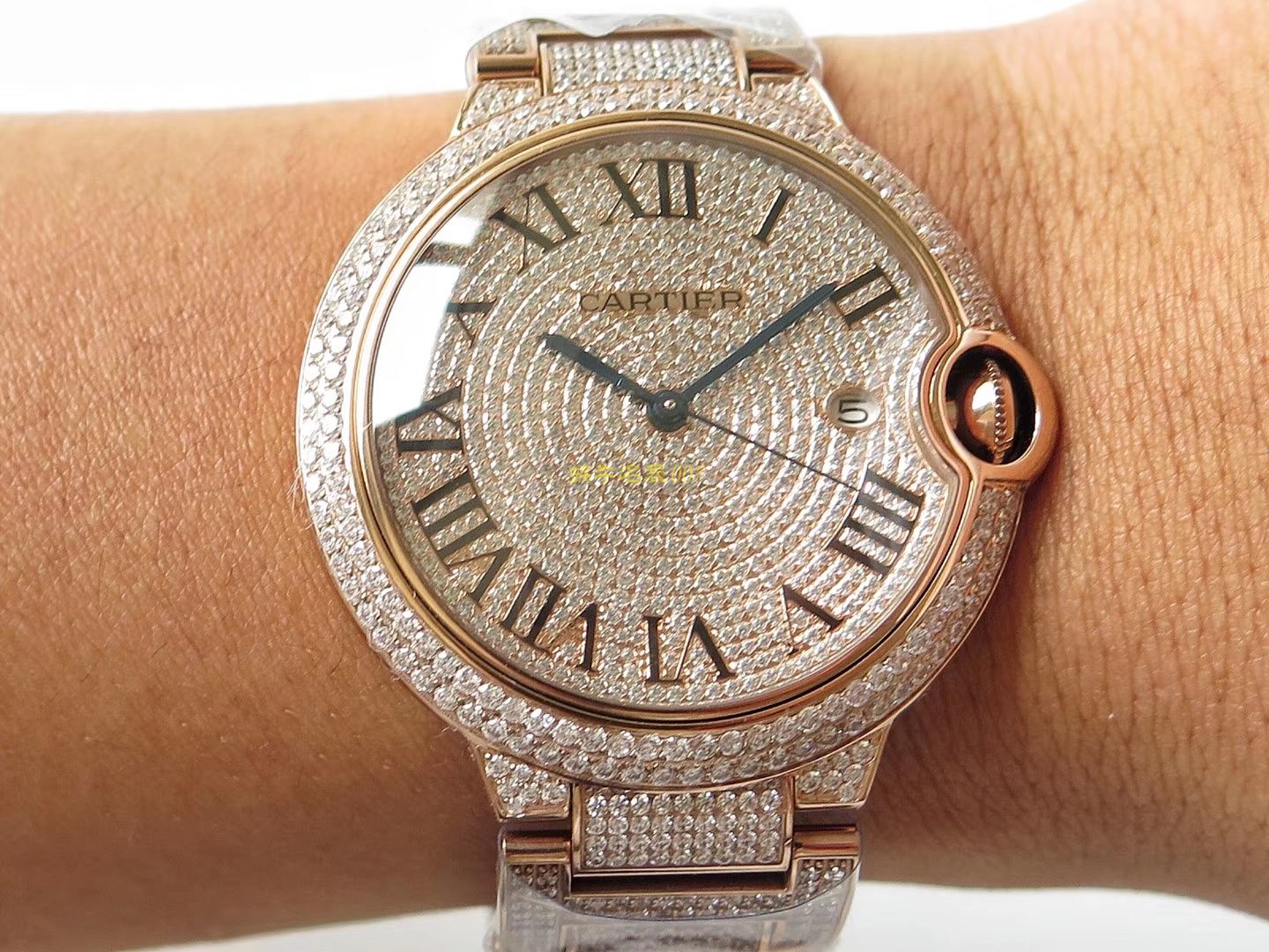   TW  ]卡地亚神豪级满钻版42mm大气球W69006Z2（全玫瑰金版）以及WE9009Z3（全白金版）腕表 / K213