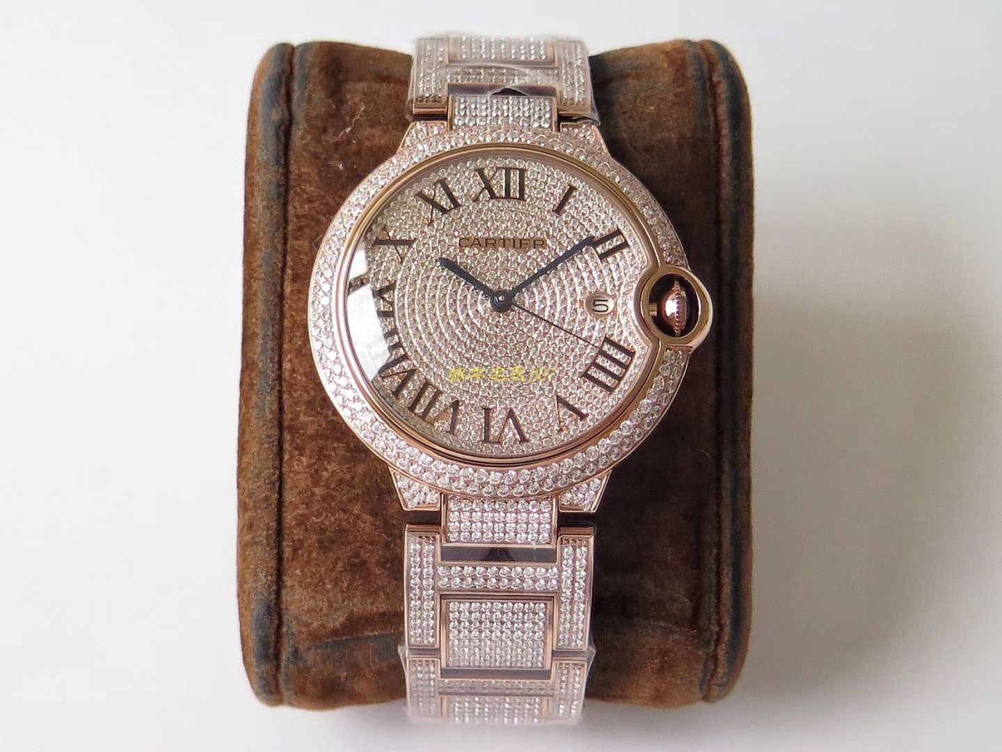   TW  ]卡地亚神豪级满钻版42mm大气球W69006Z2（全玫瑰金版）以及WE9009Z3（全白金版）腕表 / K213