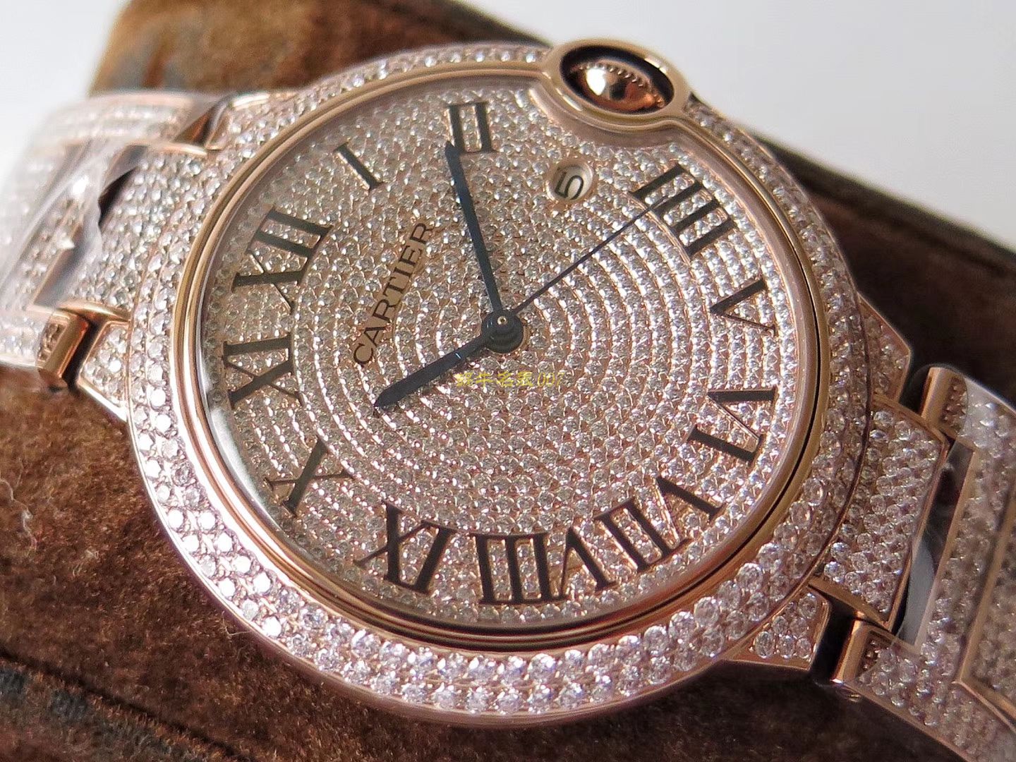   TW  ]卡地亚神豪级满钻版42mm大气球W69006Z2（全玫瑰金版）以及WE9009Z3（全白金版）腕表 / K213