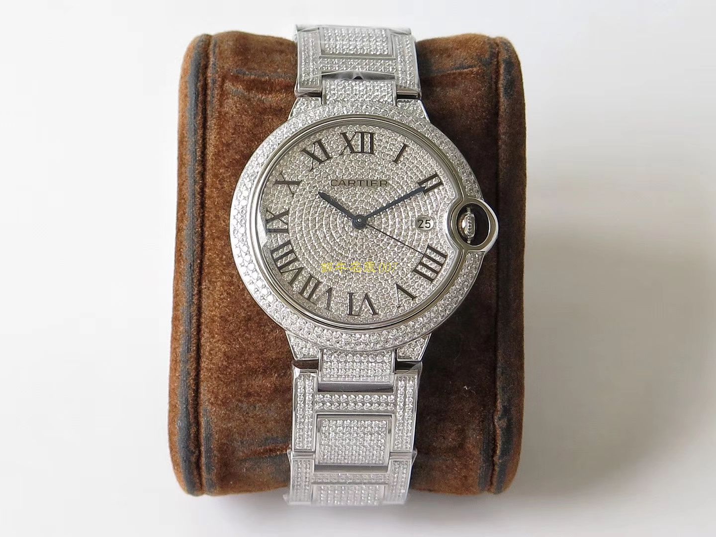   TW  ]卡地亚神豪级满钻版42mm大气球W69006Z2（全玫瑰金版）以及WE9009Z3（全白金版）腕表 / K213