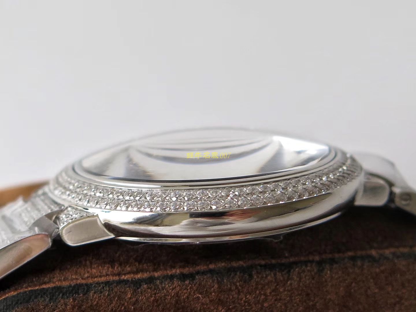   TW  ]卡地亚神豪级满钻版42mm大气球W69006Z2（全玫瑰金版）以及WE9009Z3（全白金版）腕表 / K213