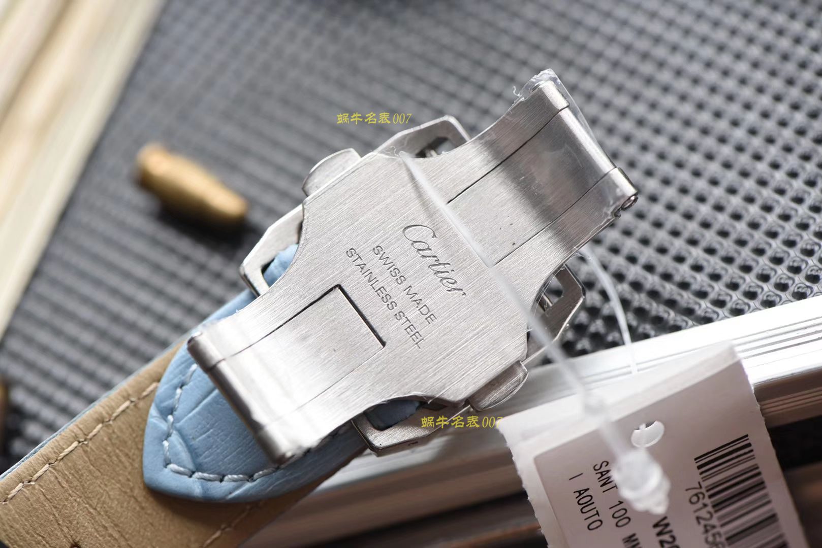 视频评测CARTIER卡地亚山度士W20106X8机械女士腕表（V6高搭配蓝面表带） / K216