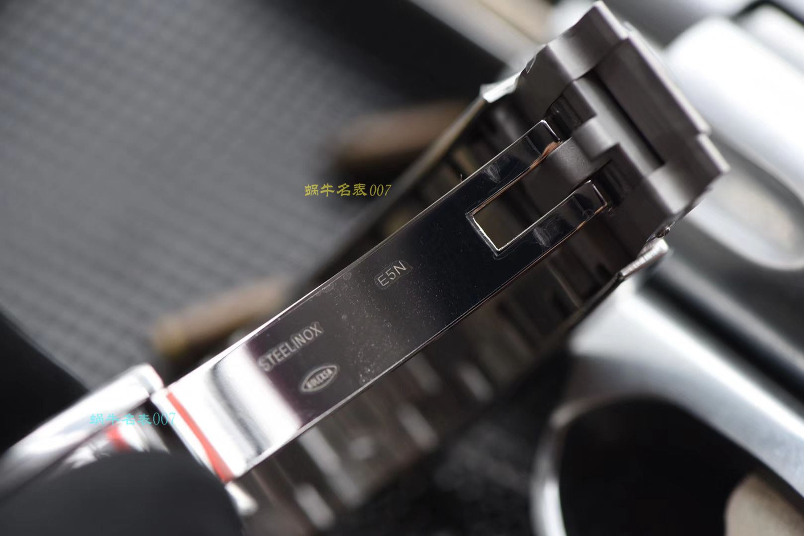   AR劳力士绿水鬼手表  劳力士潜航者型系列116610LV-97200 绿盘腕表 / R318