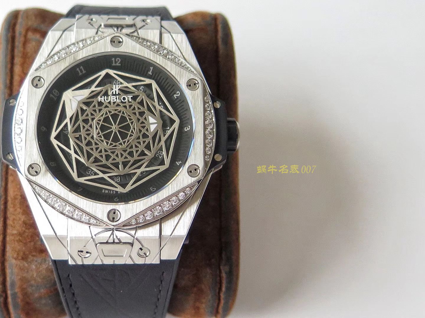 宇舶系列415.CX.1112.VR.MXM18腕表多面可选  TMF   / YB067