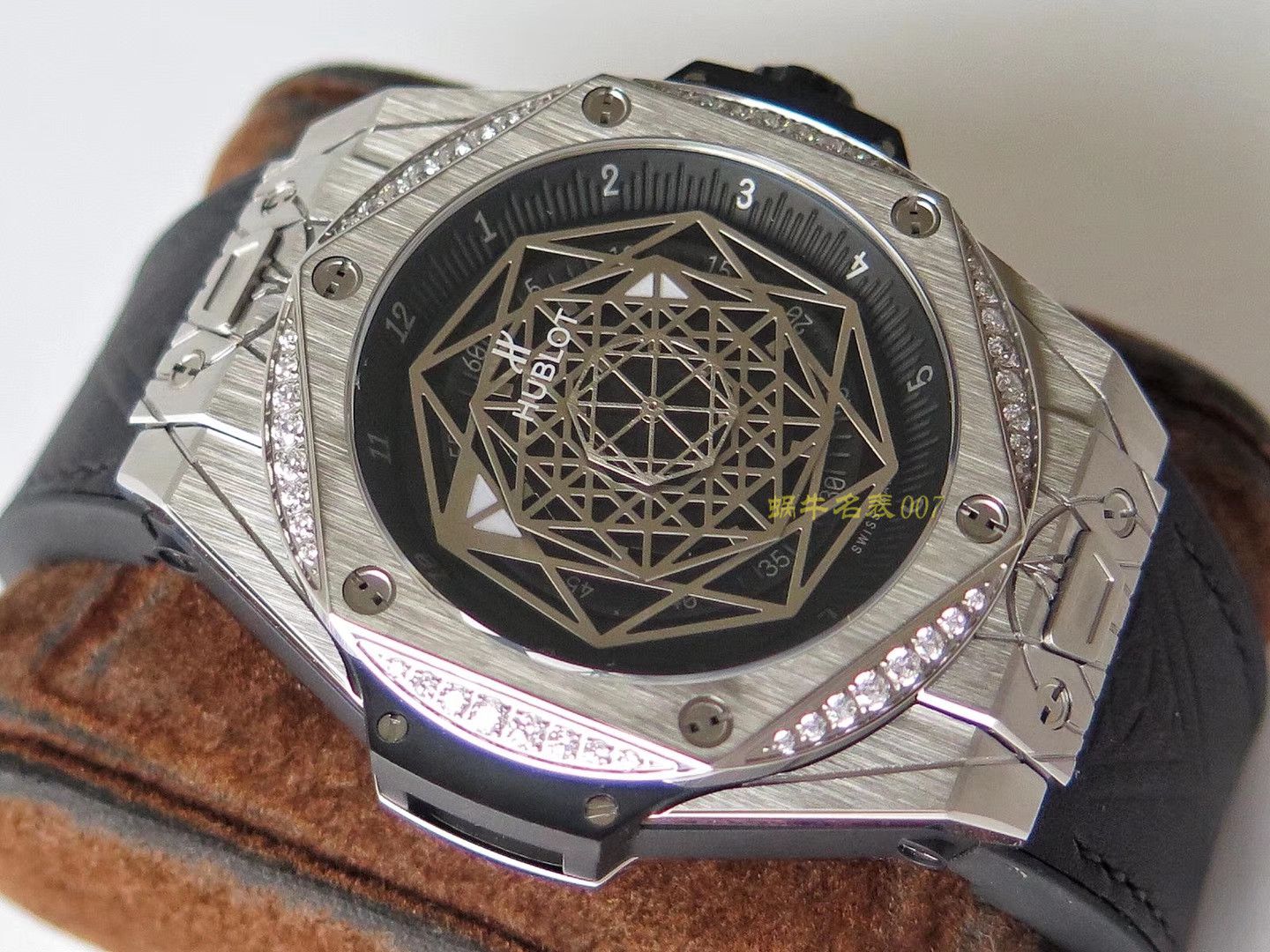 宇舶系列415.CX.1112.VR.MXM18腕表多面可选  TMF   / YB067