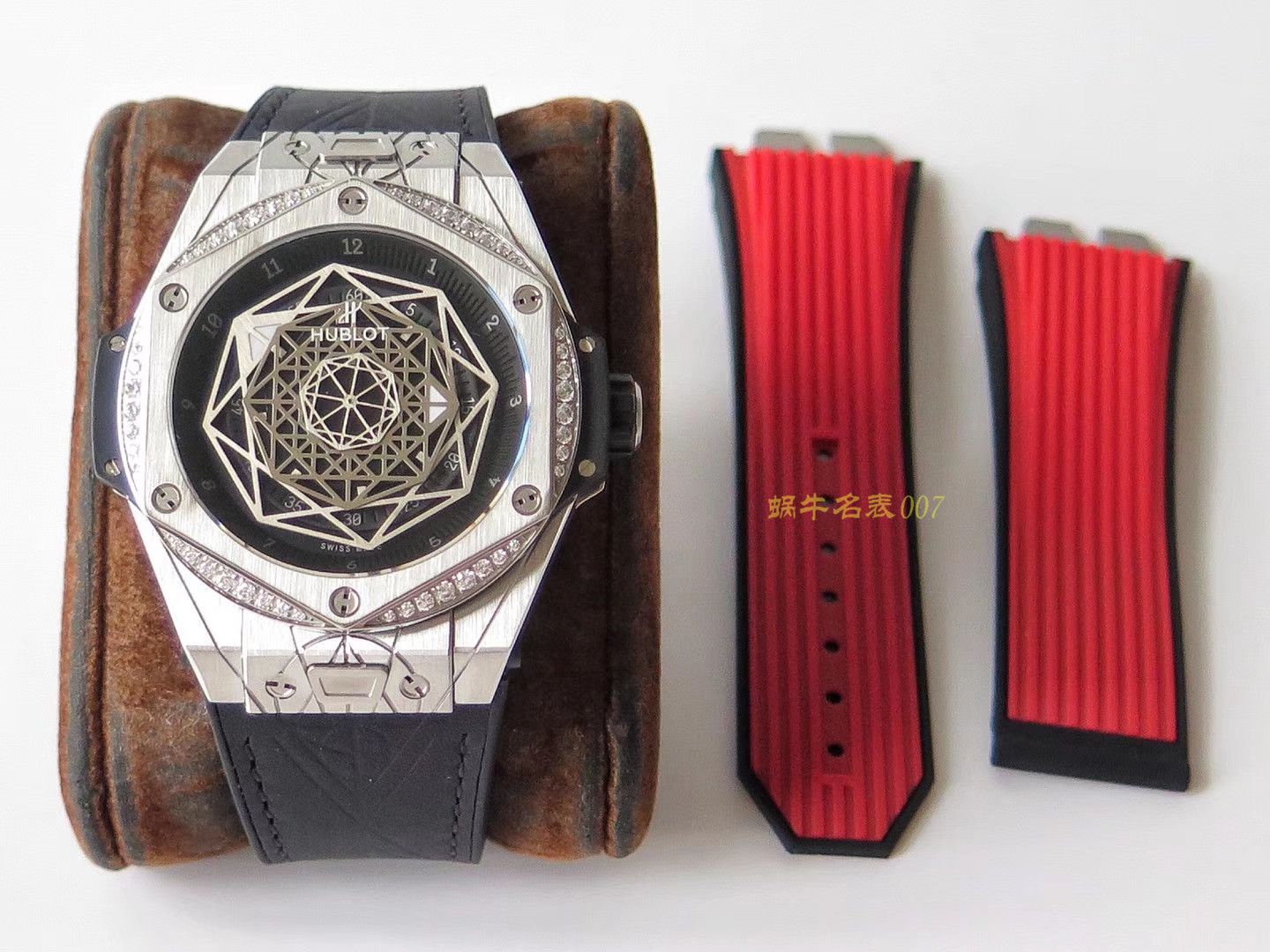 宇舶系列415.CX.1112.VR.MXM18腕表多面可选  TMF   / YB067