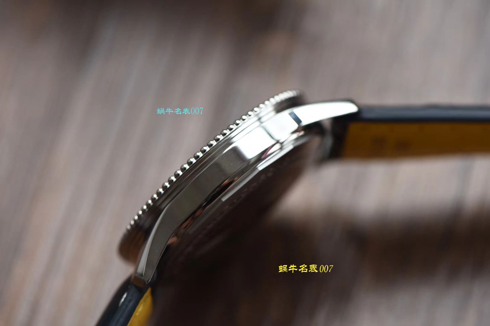   渠道原单  百年灵航空计时1系列A17326211C1P3（蓝面）腕表 / BL099