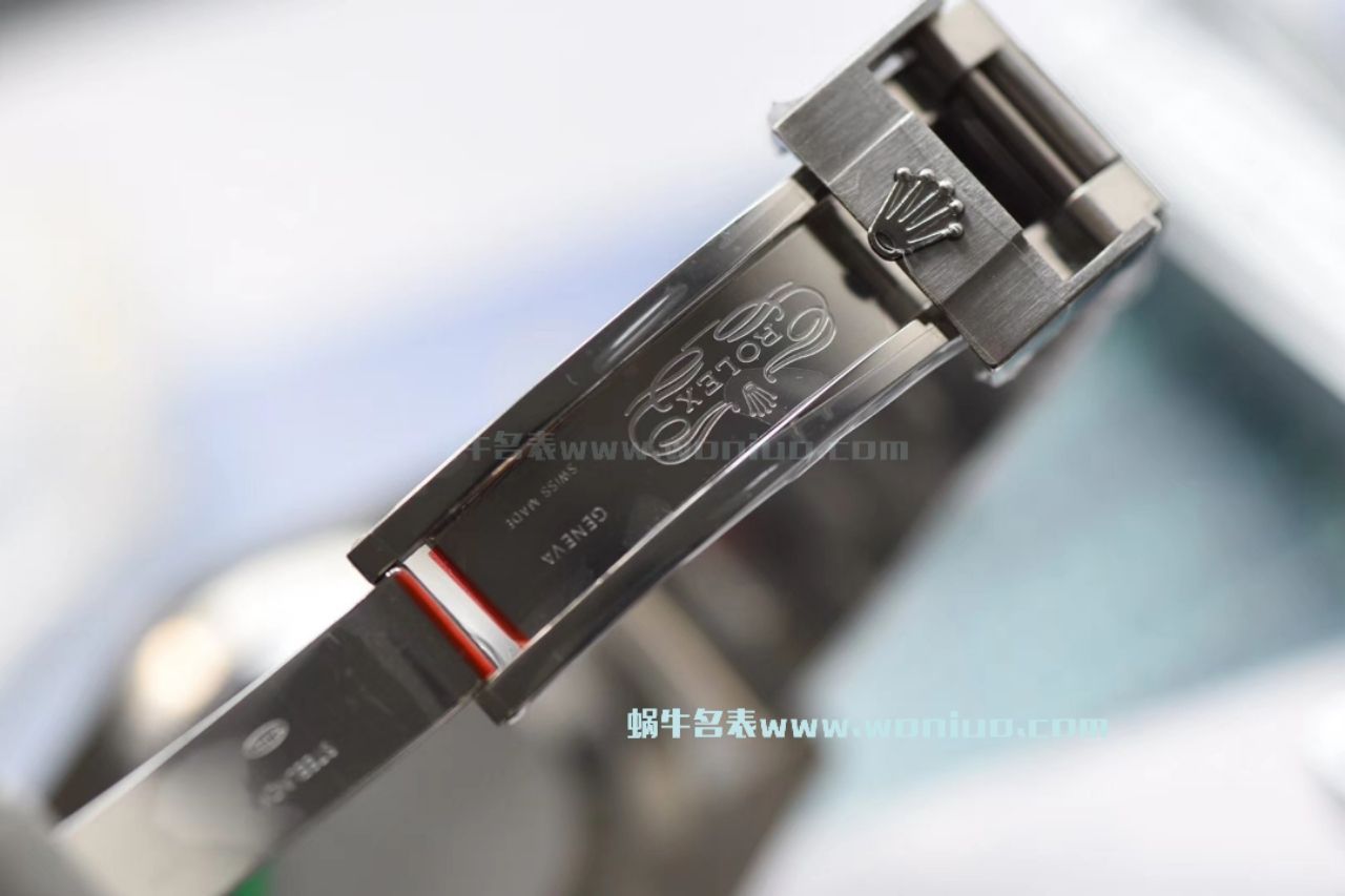   哪里能买到好的瑞士表视频评测NOOB厂迄今为止最强ROLEX绿水鬼～V9版本黑水鬼 / FK07