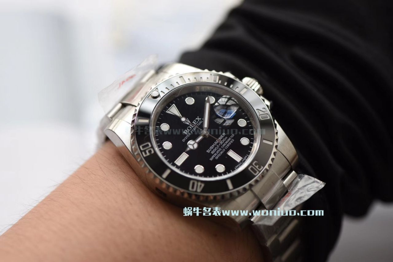   哪里能买到好的瑞士表视频评测NOOB厂迄今为止最强ROLEX绿水鬼～V9版本黑水鬼 / FK07