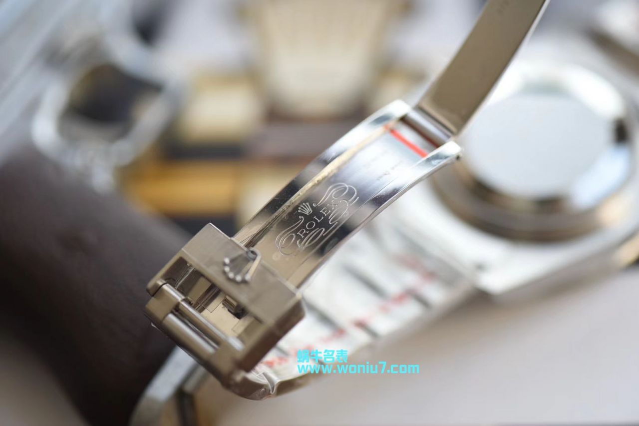   哪里能买到好的瑞士表视频评测NOOB厂迄今为止最强ROLEX绿水鬼～V9版本黑水鬼 / FK07