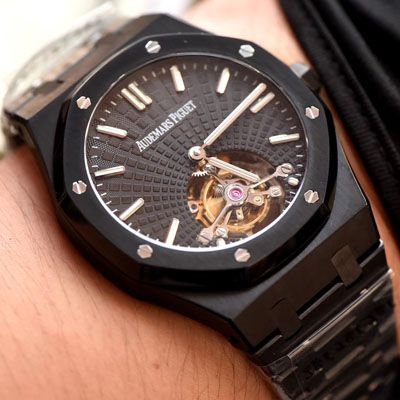   表吧爱彼表R8黑武士陀飞轮  爱彼皇家橡树系列26522CE.OO.1225CE.01腕表