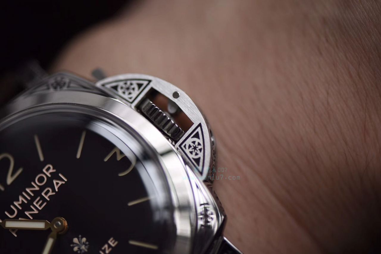 视频评测V9厂Panerai  沛纳海LUMINOR系列 PAM00972 Firenze腕表 / V9PAM00972