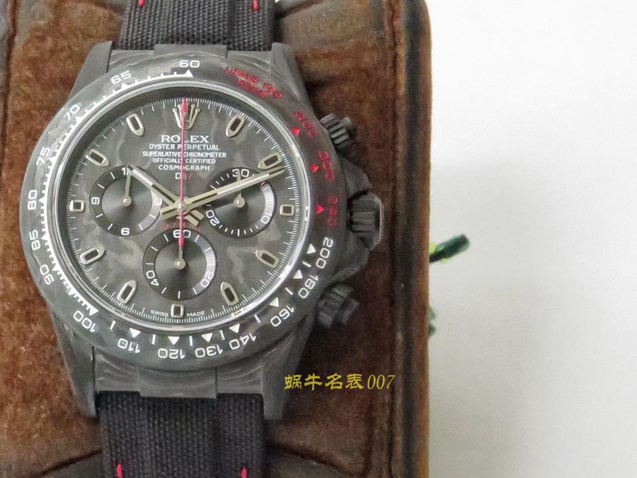   TW厂劳力士  劳力士ROLEX宇宙计时迪通拿系列之全碳纤维海外定制版 / R367