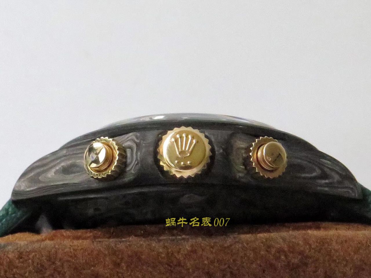   TW厂劳力士  劳力士ROLEX宇宙计时迪通拿系列之全碳纤维海外定制版 / R367