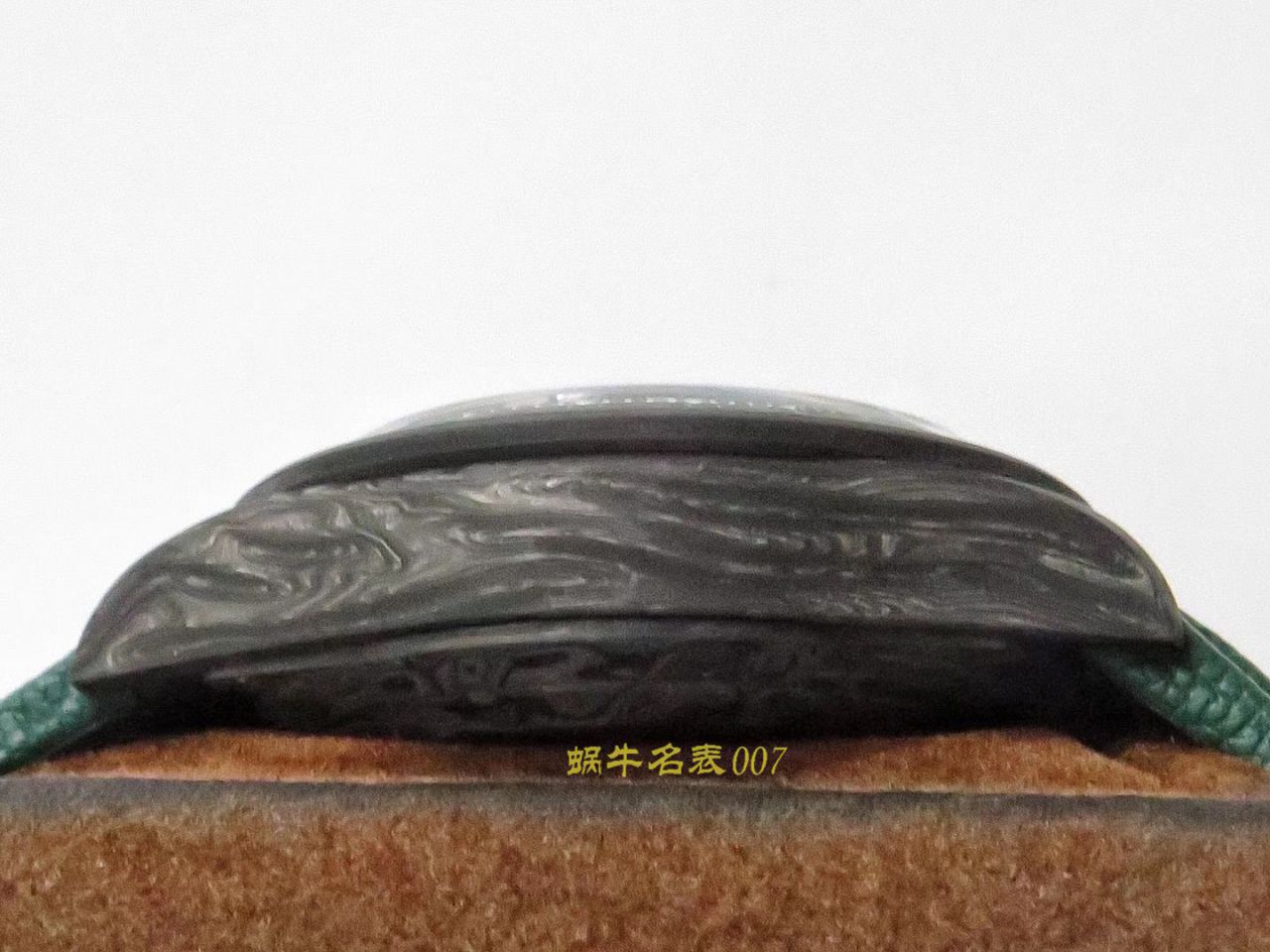   TW厂劳力士  劳力士ROLEX宇宙计时迪通拿系列之全碳纤维海外定制版 / R367