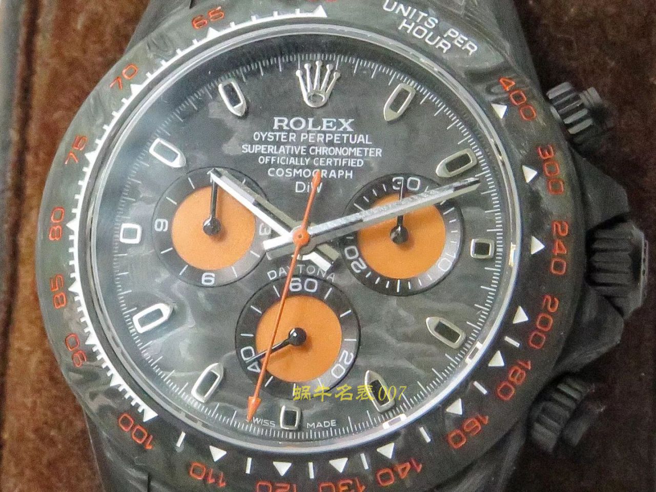   TW厂劳力士  劳力士ROLEX宇宙计时迪通拿系列之全碳纤维海外定制版 / R367