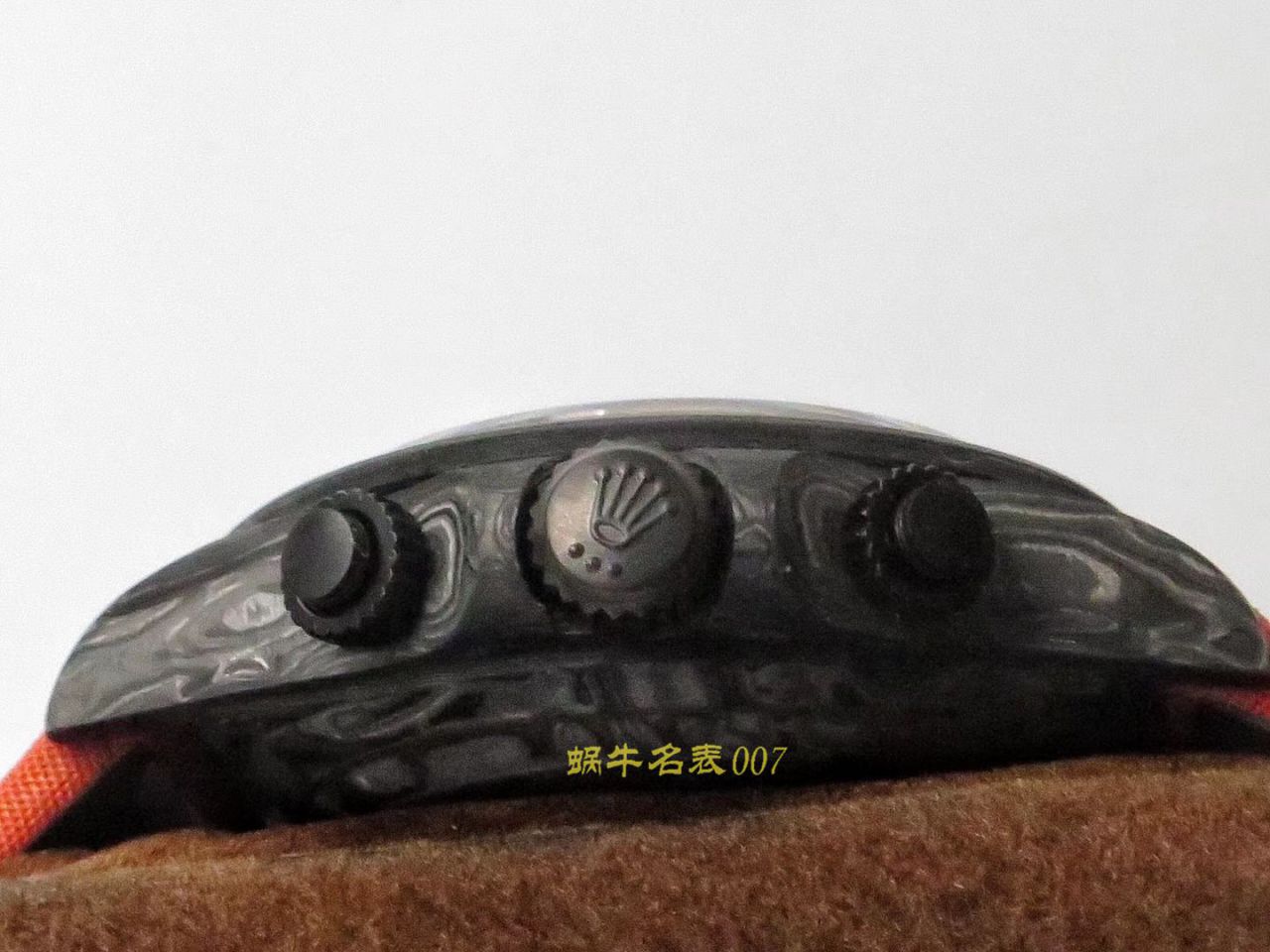   TW厂劳力士  劳力士ROLEX宇宙计时迪通拿系列之全碳纤维海外定制版 / R367