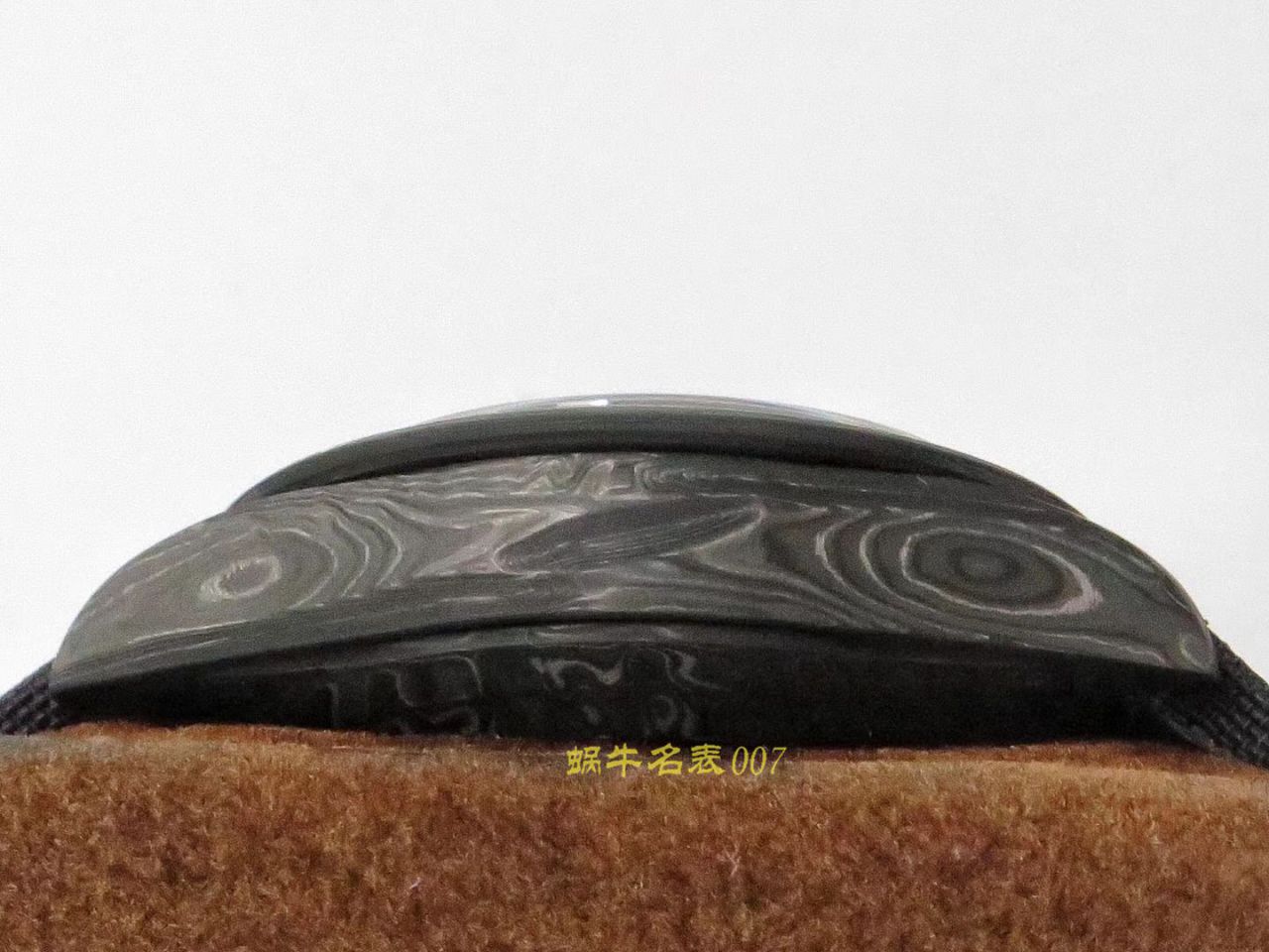   TW厂劳力士  劳力士ROLEX宇宙计时迪通拿系列之全碳纤维海外定制版 / R367