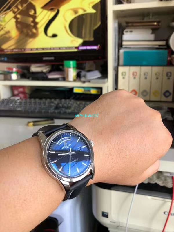 视频评测表和正品表的区别  V7出品百年灵越洋系列星期日历款超级副本 / BL100