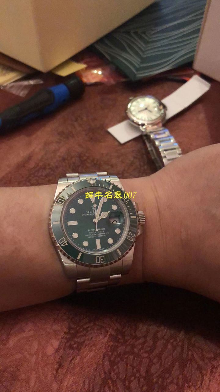   NOOB厂V9版本904L不锈钢版本  劳力士潜航者型116610LV-97200 绿盘腕表(绿水鬼)、116610LN-97200 《黑水鬼》 / RCB199