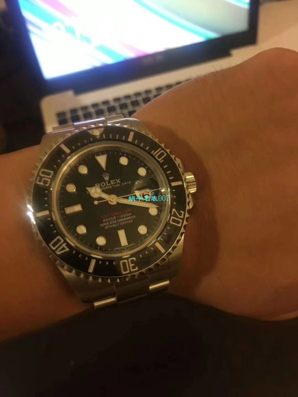   NOOB厂V9版本  劳力士潜航者型系列116610LV-97200 绿盘腕表  劳力士绿水鬼  、劳力士潜航者型系列116610LN-97200 黑盘腕表(黑水鬼) / R295