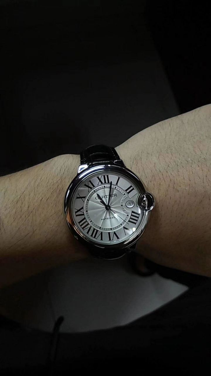   HBBV6  卡地亚蓝气球系列WSBB0025腕表男装42毫米 / K175