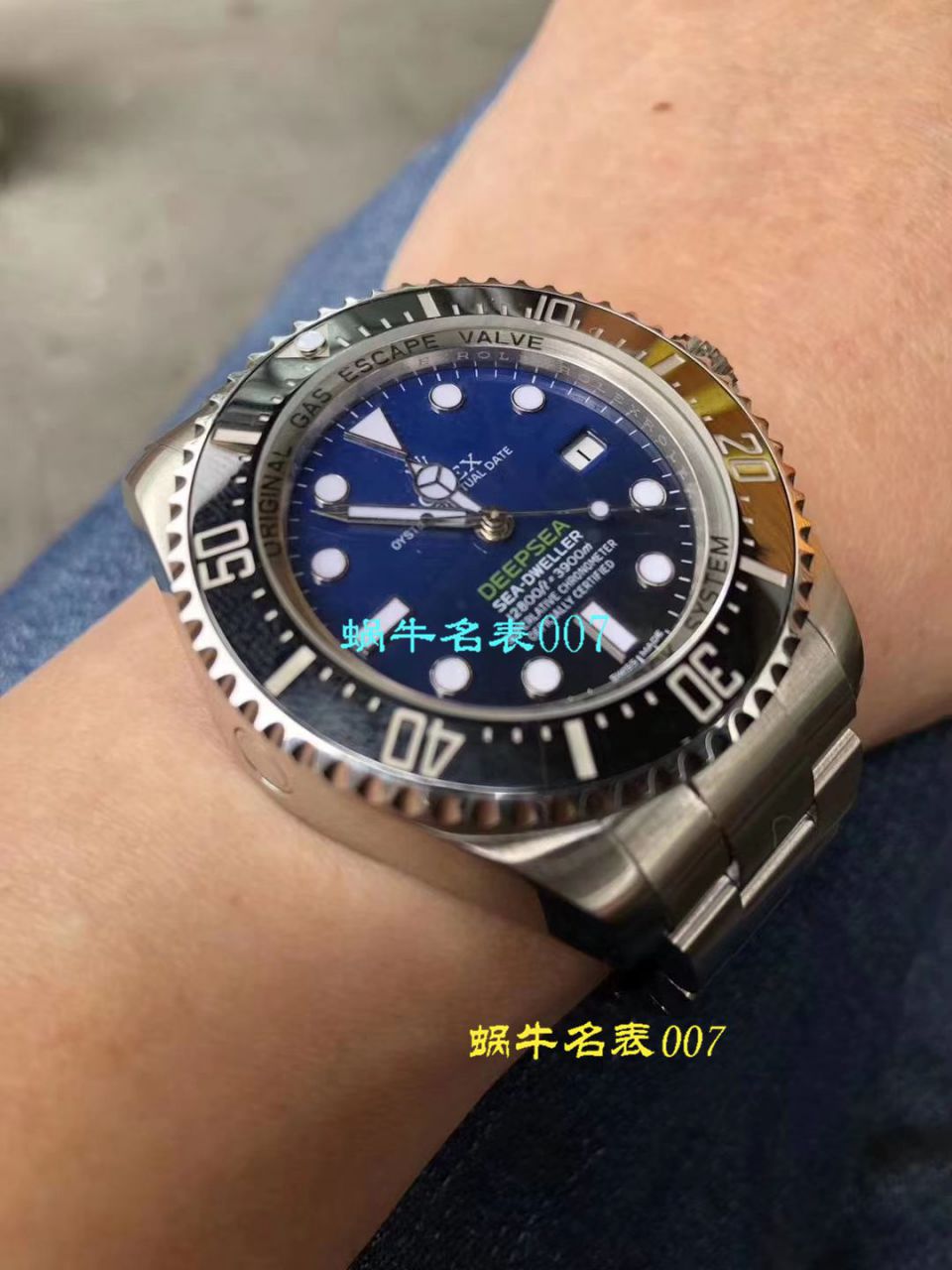   AR  劳力士海使型系列116660-98210 蓝盘腕表(904钢渐变蓝鬼王) / R208