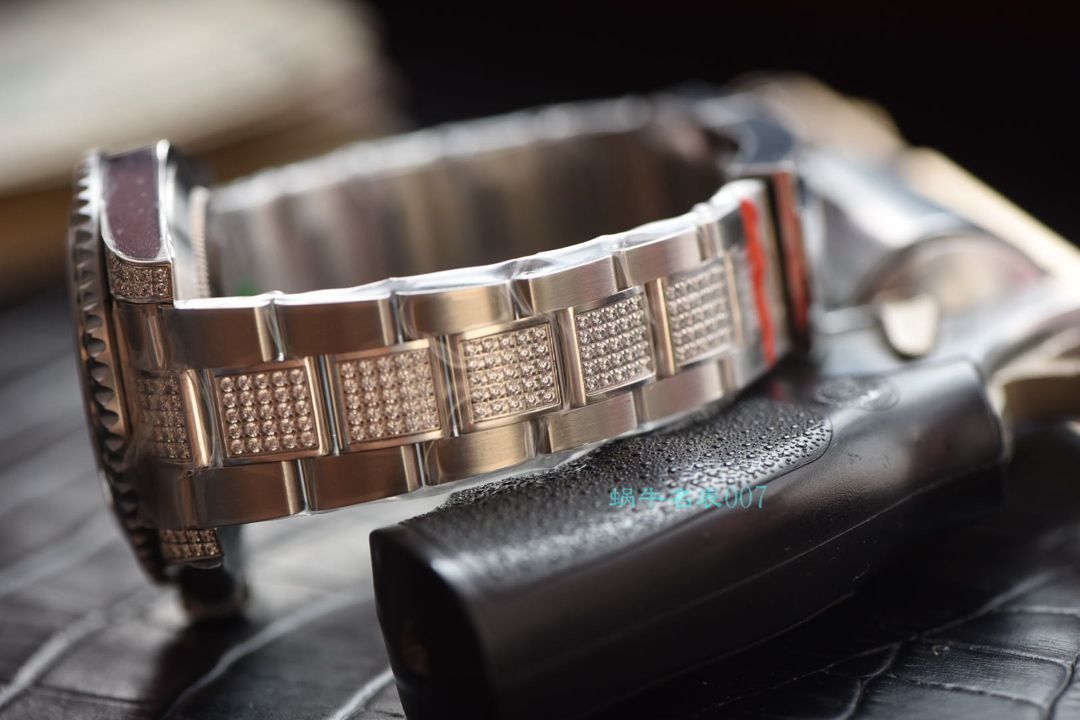   LF厂劳力士  LF帝皇定制版镶钻绿水鬼❗绿钻水鬼 / R363